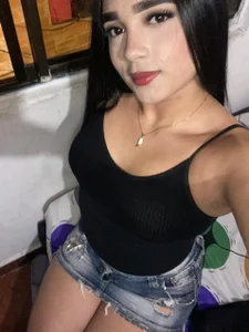 claire_scott Public รูป  2