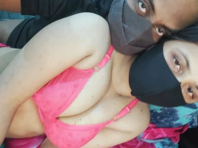 Younger_Couples Public  4টি ছবি