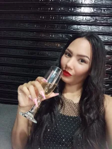 NicolLady Public Gambar 8