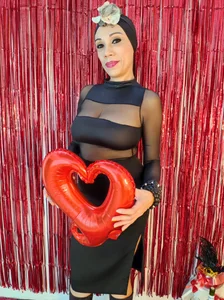 CharlotteLemke Valentine's Day Pic 2