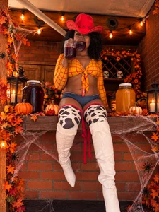TAYRA_CASTLE Cowgirl Halloween รูป  6