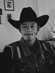 Public de cowboyking23  2 Imagens