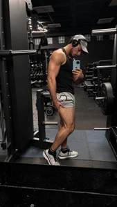Alexx_Wolf1 Photos in the gym part 2🔥💦 Bilde 3
