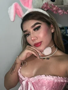 abby_doll_ Public  3টি ছবি