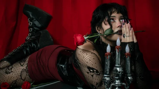 Miamane Dark Velvet Desires Pic 2