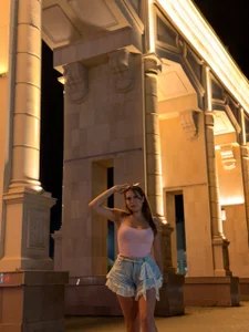ChloeRicc 🌃 Immagine  2