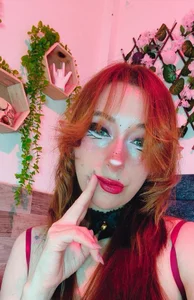 Pink Elf Open Tease de Amber_prada  3 Imagens
