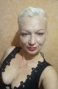 MaryJane441 kiss Hình 2