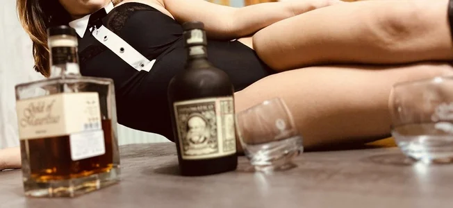 pic91 Waitress 🤵🏻‍♀️ Poză 4