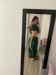 Violeta_Velvet_ If you liked the photo, wait until you see me live. 🔥 Immagine  4