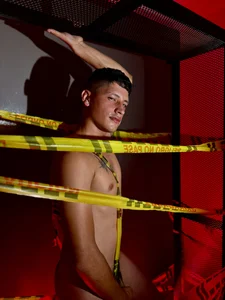 LaynorRoss_ Hot Zone Ahead 🔥 Fotka 4