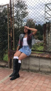 Lizz__Bela's XXX Nude Photo 3