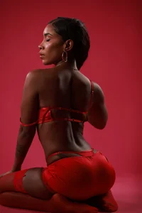 ScalettHoney: Public ( 7 фото)