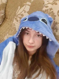 NidiaCurtis Public Pic 3
