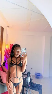 PixzyMartinez hey Pic 3