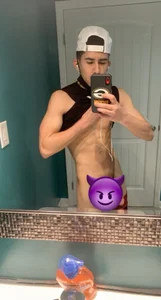 Stepson0690 Public Foto