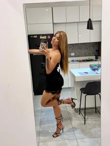 00_Antonella Public Bilde 6