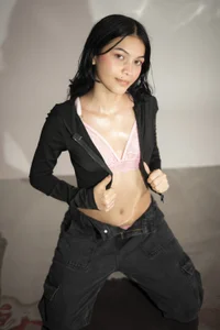 kata_petite Public  4. fénykép