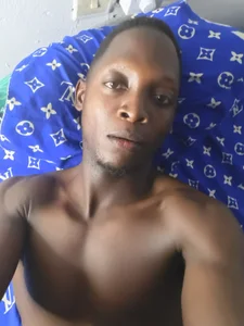 Biguyzi Freeman dirty Pic