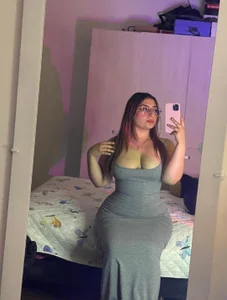 Lia_11_ Public Pic 3