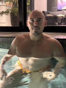 eros_colby Public  4টি ছবি