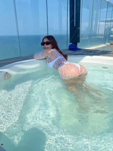 Beach, breeze and sea de Mady_monroe_111  4 photos