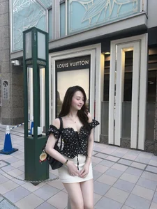 Cherry-26 Public зображення