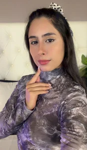 Julia_Martinez_ 🚀 Road to 1K Billede 8