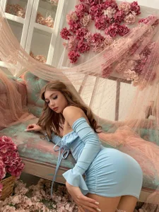 Martina_Isseee Cute Spring Mood Sky Color Kuva 5