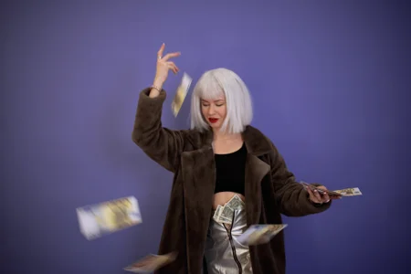 DreamVikky's Pretty Woman Cosplay Sex Photo 2