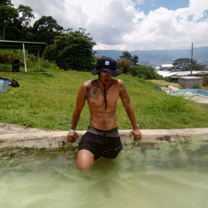 🌞 de Ryan_coopper  4 Imagens