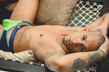 MagnusFrost: Horny pretty boy ( 6 фото)