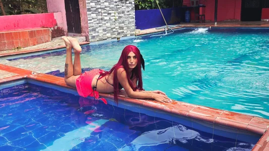 MadisonJean Very hot 🥵💦  4টি ছবি