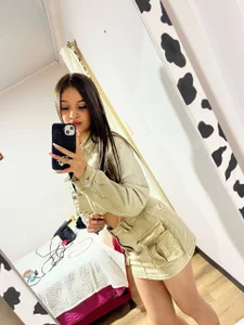 CamilleBlair_ Public slika