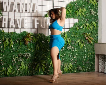 laauuraa1 Public Immagine  5