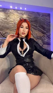 MadelineFox Yours. Poză 8