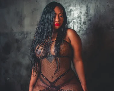 mary_kisses uf fav ebony girl Pic 6