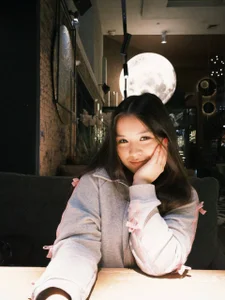 AlberthaEscue Blooming Season 🌸 Pic 4