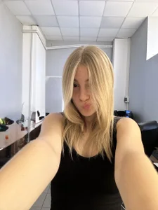 Olivia_Clairs Public Poză 6