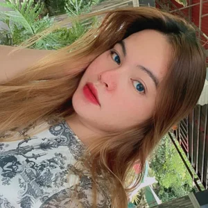 Love me de HotAbby_Stare69  3 Imagens