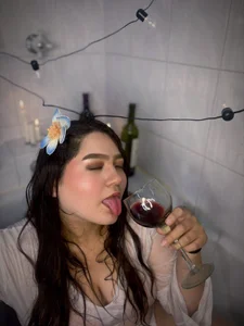AmatistaSky__ AMOUR À MINUIT 🩷🍷 Pic 2