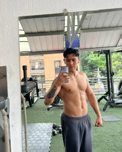 Tayler_Cross_: My Training ( 5 фото)