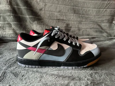 Vbenz28のMY SNEAKERS FETISHの 3枚の写真