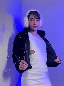 TiffValentinee_ kullanıcısının ✨ Winter Tease albümü -  fotoğraf