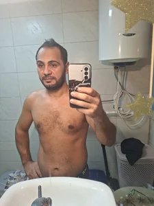 Public od julian-112  3 snímek