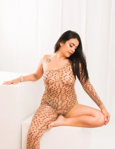 MailynFoxx sexy leopard Pic 3