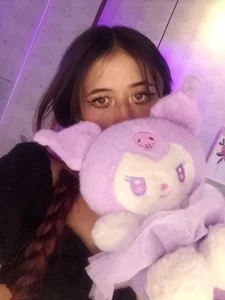 Celeste_wang KNOW MUCH BETTER LOVE 🔥 টি ছবি