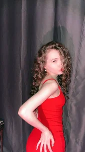 AuraLune__'s Red dress Sex Photo 4