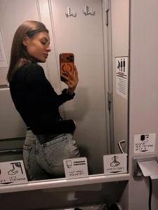 -GoodLexi- Public 사진 5