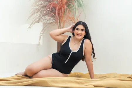 AlanaBelucci Public 사진 2